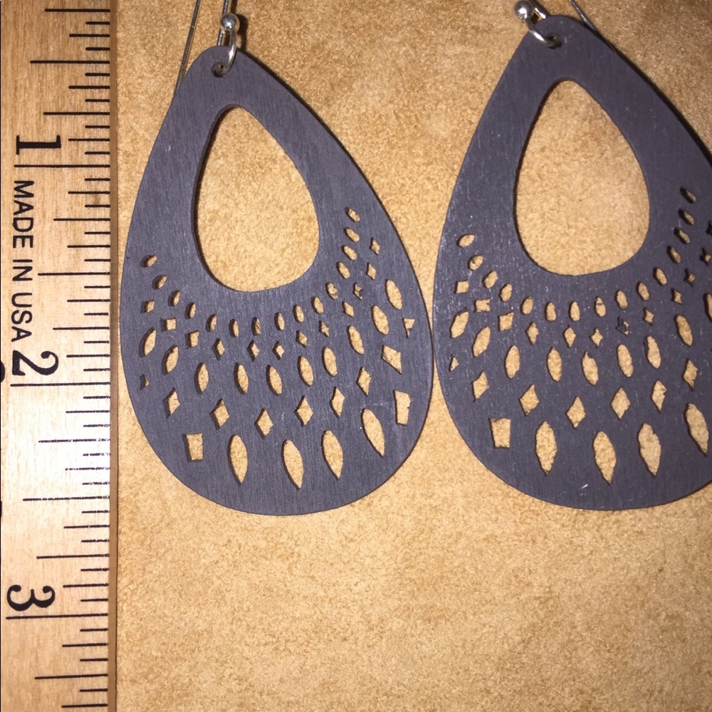 Earrings - Picture 2 of 2